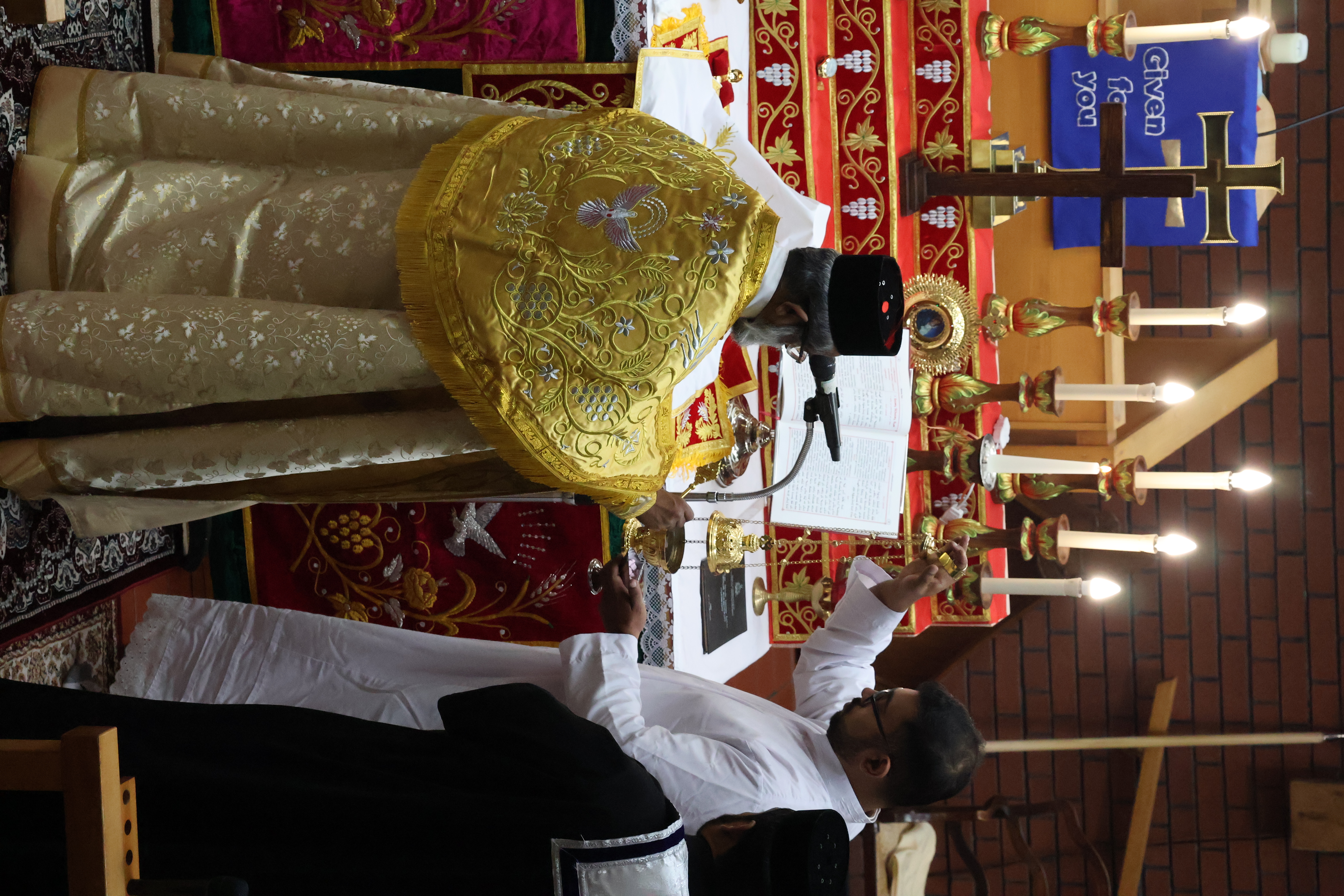 Cor_Episcopa_visit